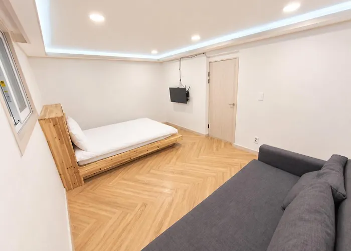Gasthuis Dawoo House 1 In Hongdae Seoel